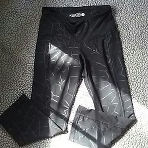 Workout capris